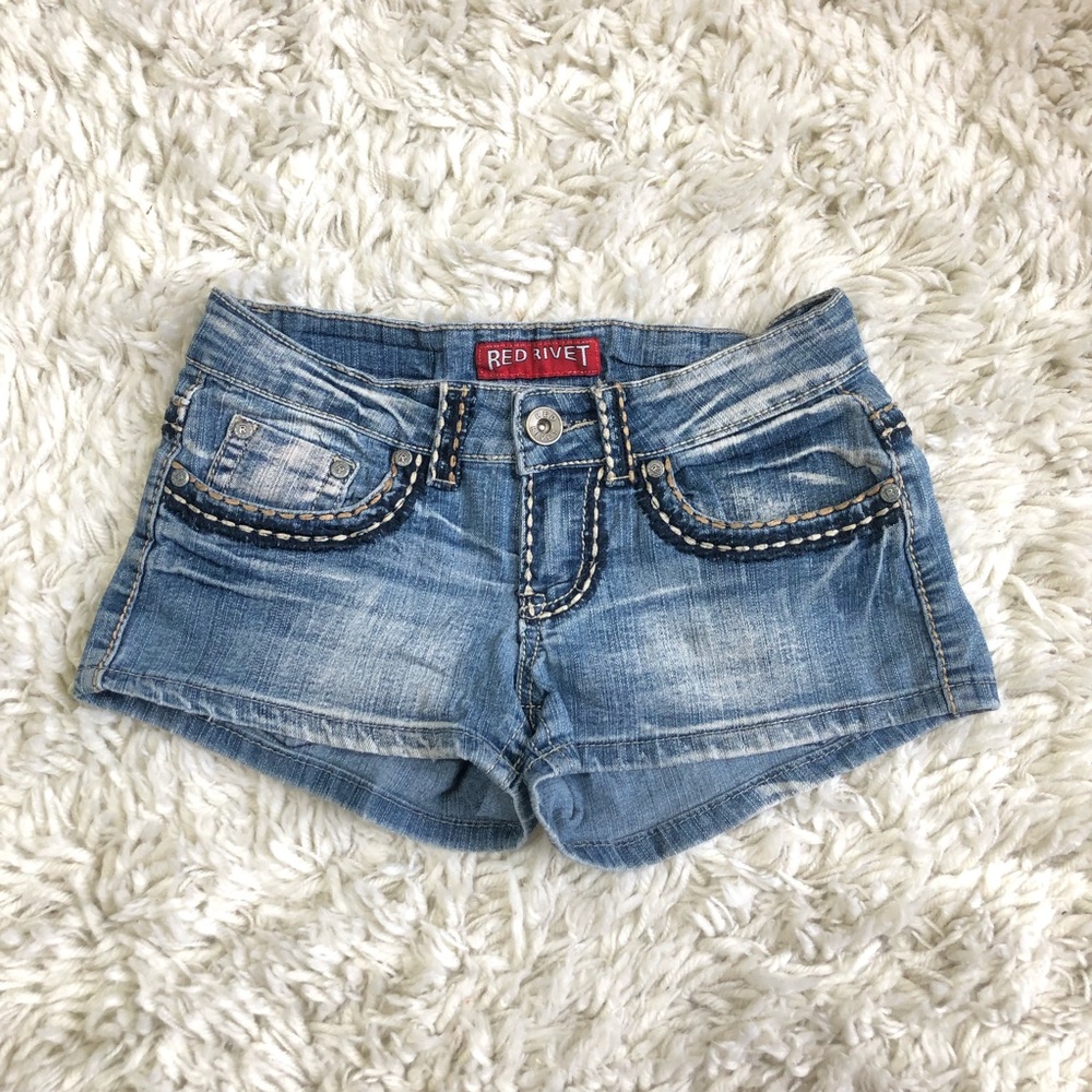Comfortable and Sexy Jean Denim Shorts